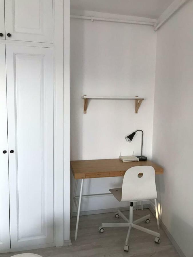Beautiful Studio Near The Center Of Cluj ภายนอก รูปภาพ